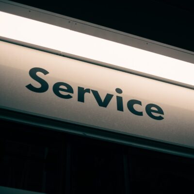 erik-mclean-aielvGxZB0g-unsplash